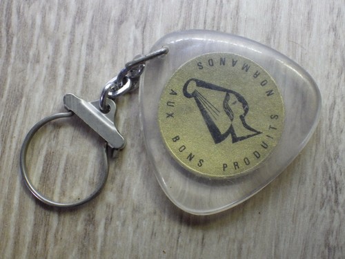 Porte clé vintage ancien