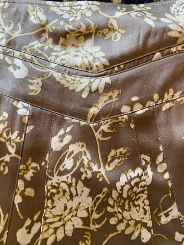 Banana Republic Taupe Floral Silk Skirt Floral Size M/6 NWT $88 - Picture 2 of 8