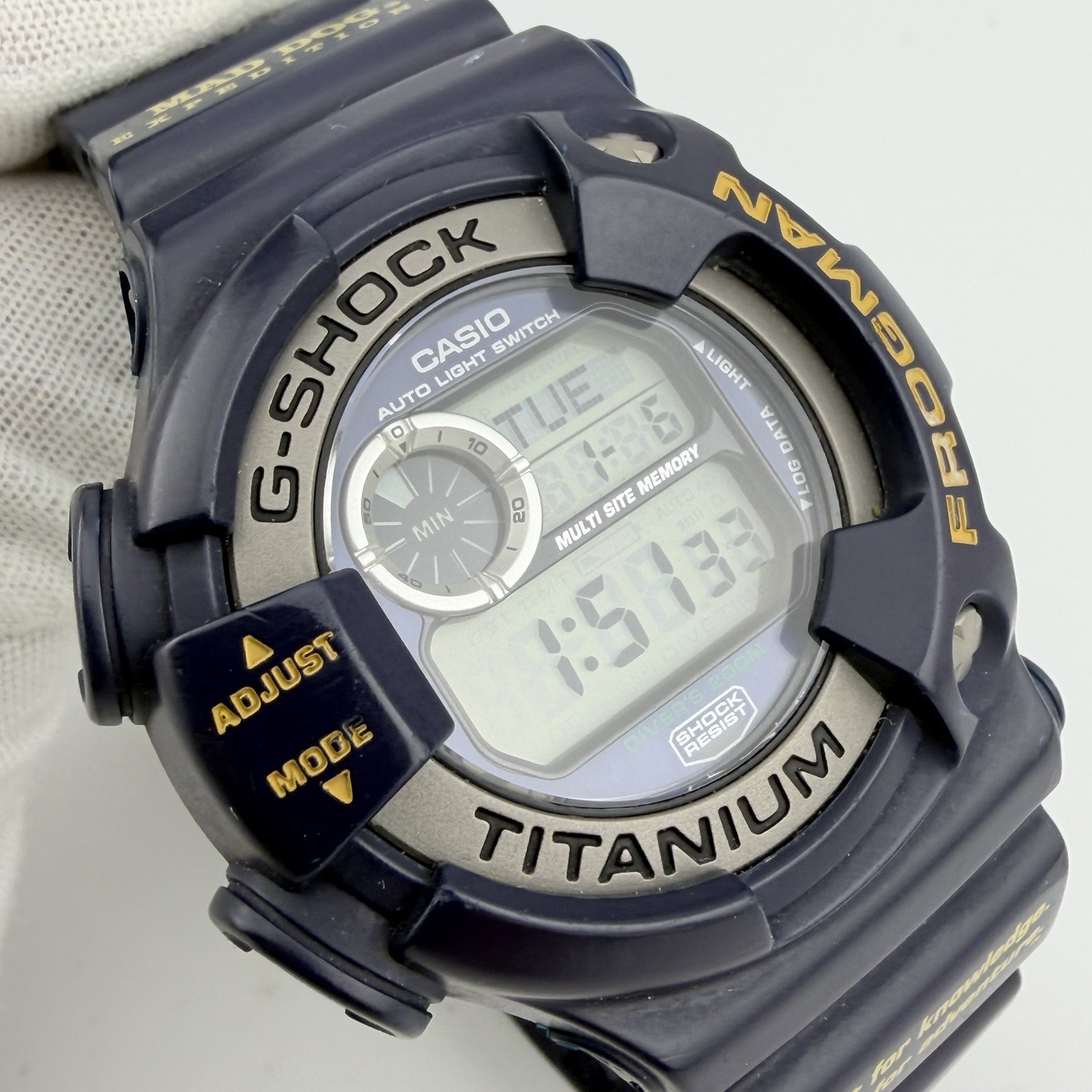 1994 Casio G-Shock Frogman TitaniumMad Dog DW-9900MD Limited Edition Men’s Watch