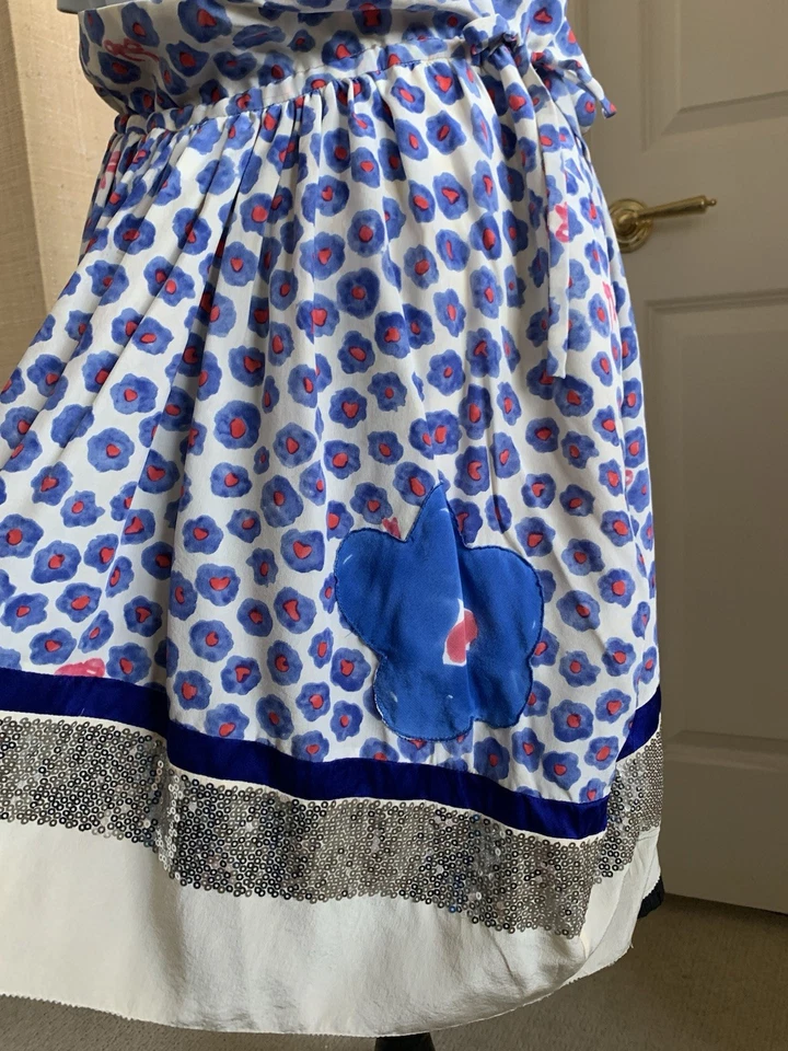 全新带标签 TSUMORI CHISATO 蓝色花朵水彩丝绸裙带侧袋 MSRP 508 美元 — 第 2/4 张图片