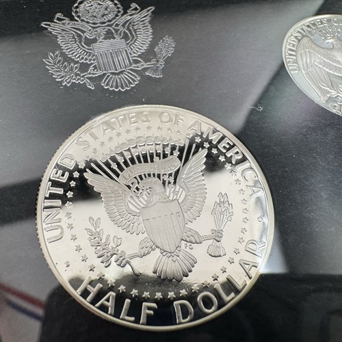 1998 s premier silver set In Beautiful Black Velvet Display Case. 5 Coins - Picture 4 of 14