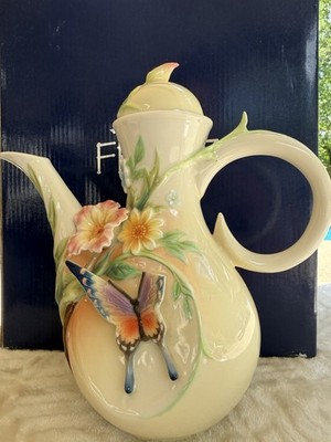 Franz FZ01840 Butterfly Teapot Fluttering Beauty Porcelain READ (Broken Wing)