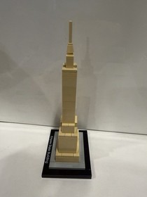 LEGO ARCHITECTURE: Empire State Building (21002)