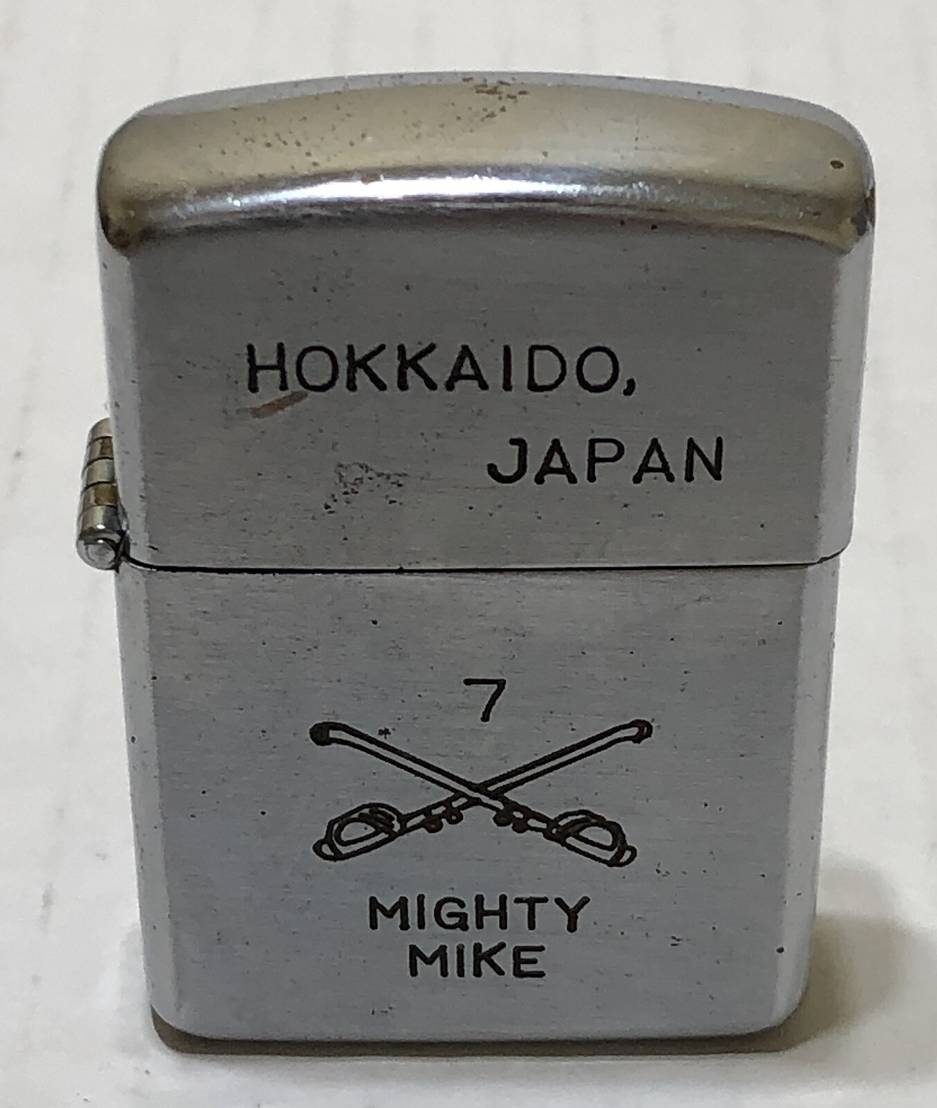 Vtg 1950s 7th Cavalry GARRY OWEN US Military Lighter HOKKAIDO Japan MIGHTY MIKE