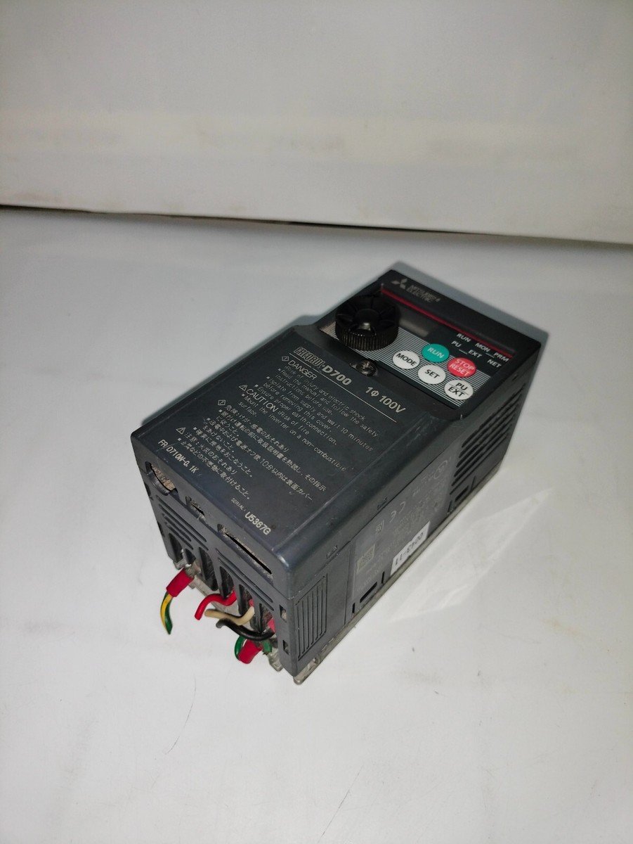 三菱 FREQROL D700 FR-D710W-0.75K FR-D710W-0.75K | Inverter FREQROL-D700 Series | MITSUBISHI