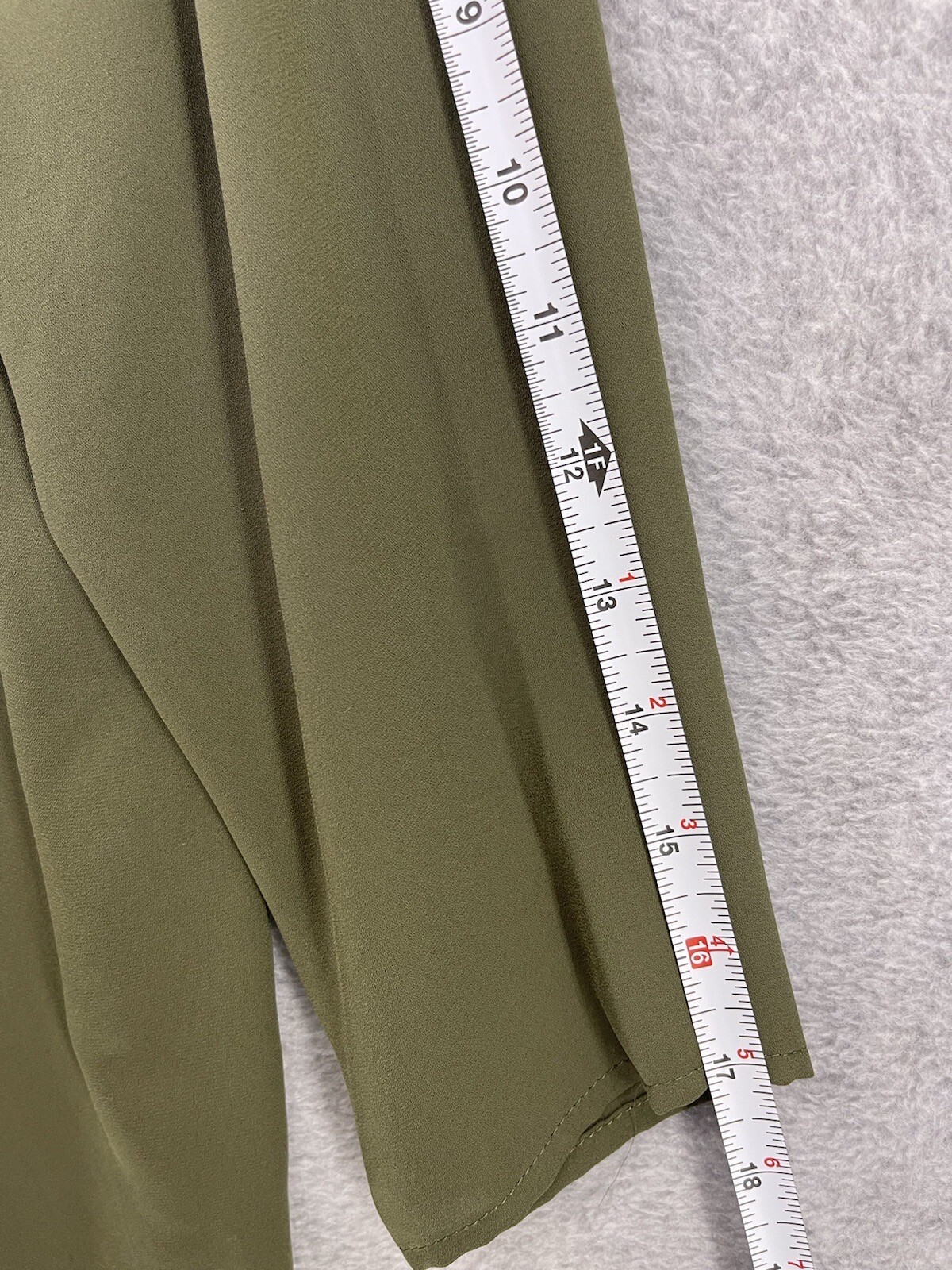 Express Women's Blouse Solid Olive Green Size Sma… - image 5