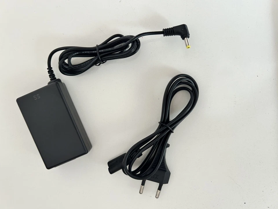BUNDLE Sony Playstation PSP E1004, foto 4 di 5