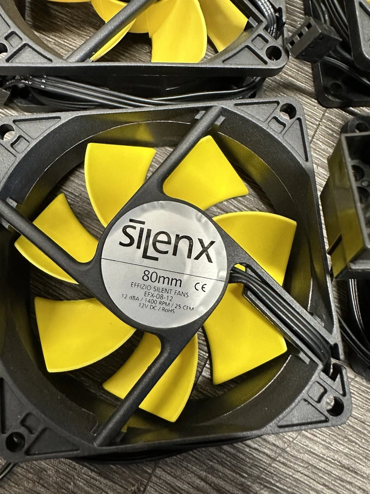 Silent Computer Fan SilenX 80mm 12 dBA 1400RPM 25 CFM EFX-08-12 [Pack of 4] - Image 2 of 4