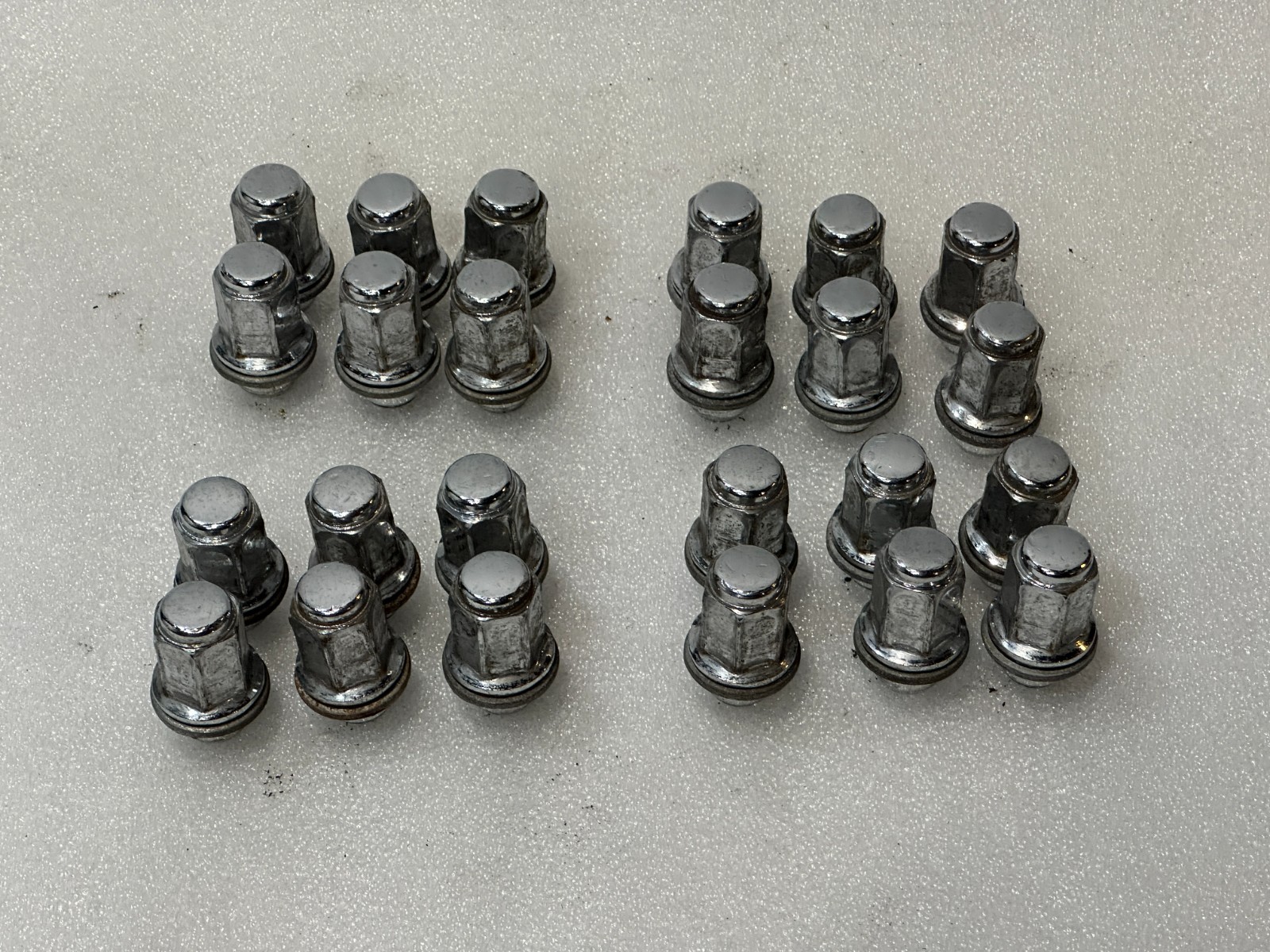 1996-98 Toyota 4Runner Wheel Lug Nuts - Full Set