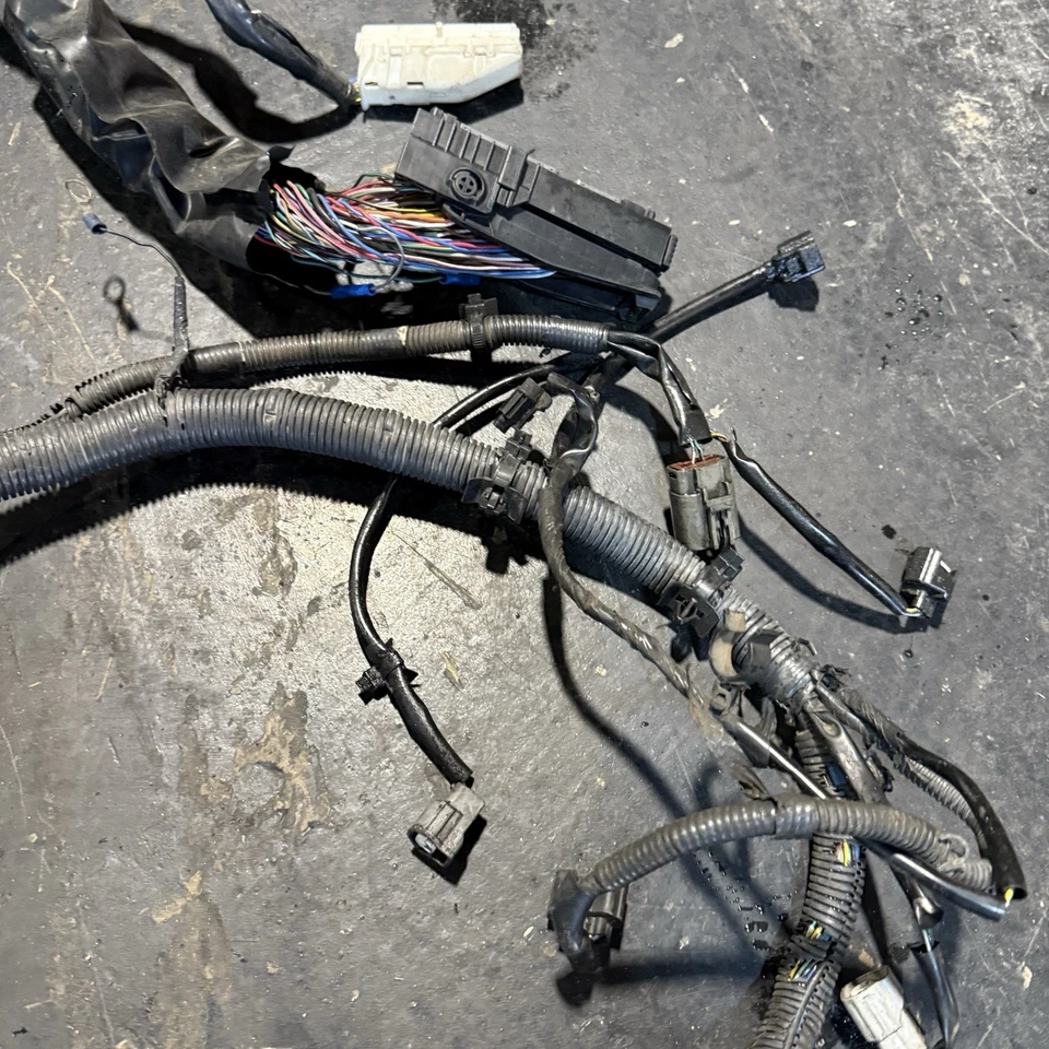 03-04 Infiniti G35 MT ARNÉS DE CABLEADO DEL MOTOR TRANSMISIÓN MANUAL VQ35DE VQ35 Foto 2 de 4