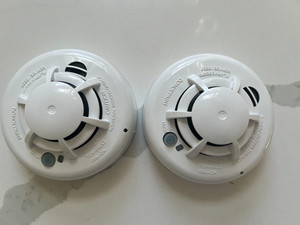 2-Pack Qolsys IQ Smoke & Heat Detectors (QS5110-840) – 319.5MHz S-Line
