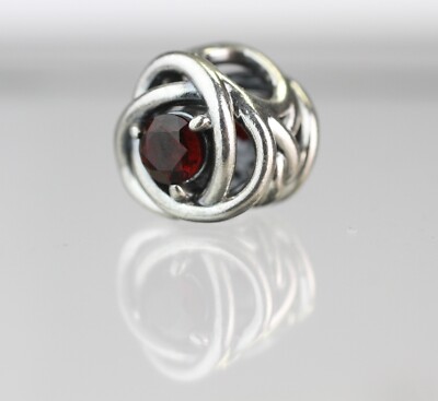 Pandora Januar Geburtsstein Roter Ewigkeitskreis Kristall Charm 790065C06 V2-Jan