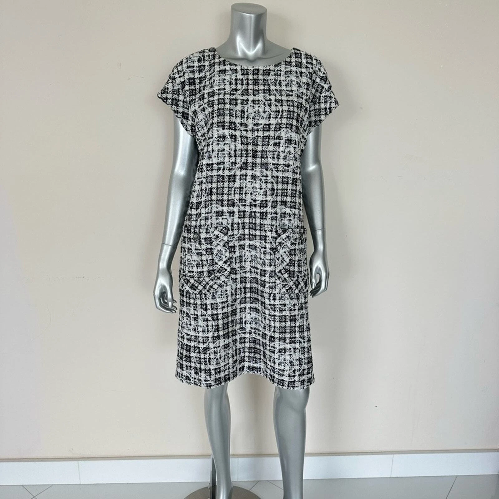 Abito donna CHANEL tweed taglia 42FR o taglia 10US autentico vendita al dettaglio 2750$