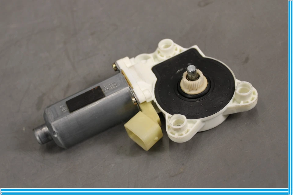 03-12 Mercedes SL550 SL55 AMG R230 Front Left Driver Side Window Regulator Motor - Image 2 of 4