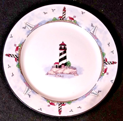 (K-252) Souvenir Salad or Dessert Plate,  7 5/8 Diar, Lighthouse center