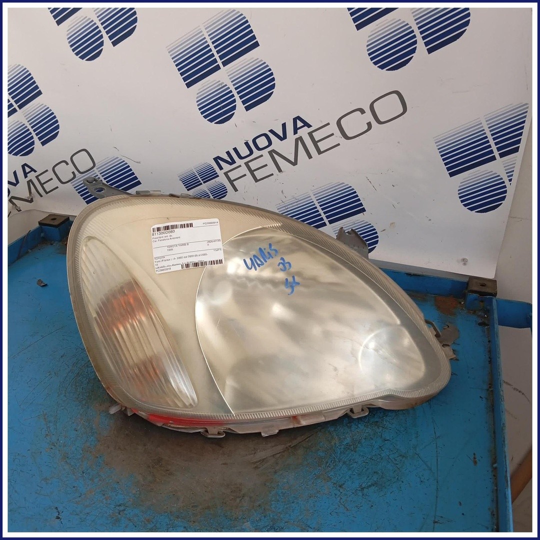 Faro Fanale Proiettore Anteriore DX Toyota Yaris France I 811300D080 2002 2005