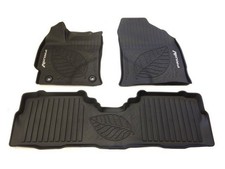 New Toyota Prius V 3pc All Weather Rubber Floor Liner Tub Mats Pt908-47170-02