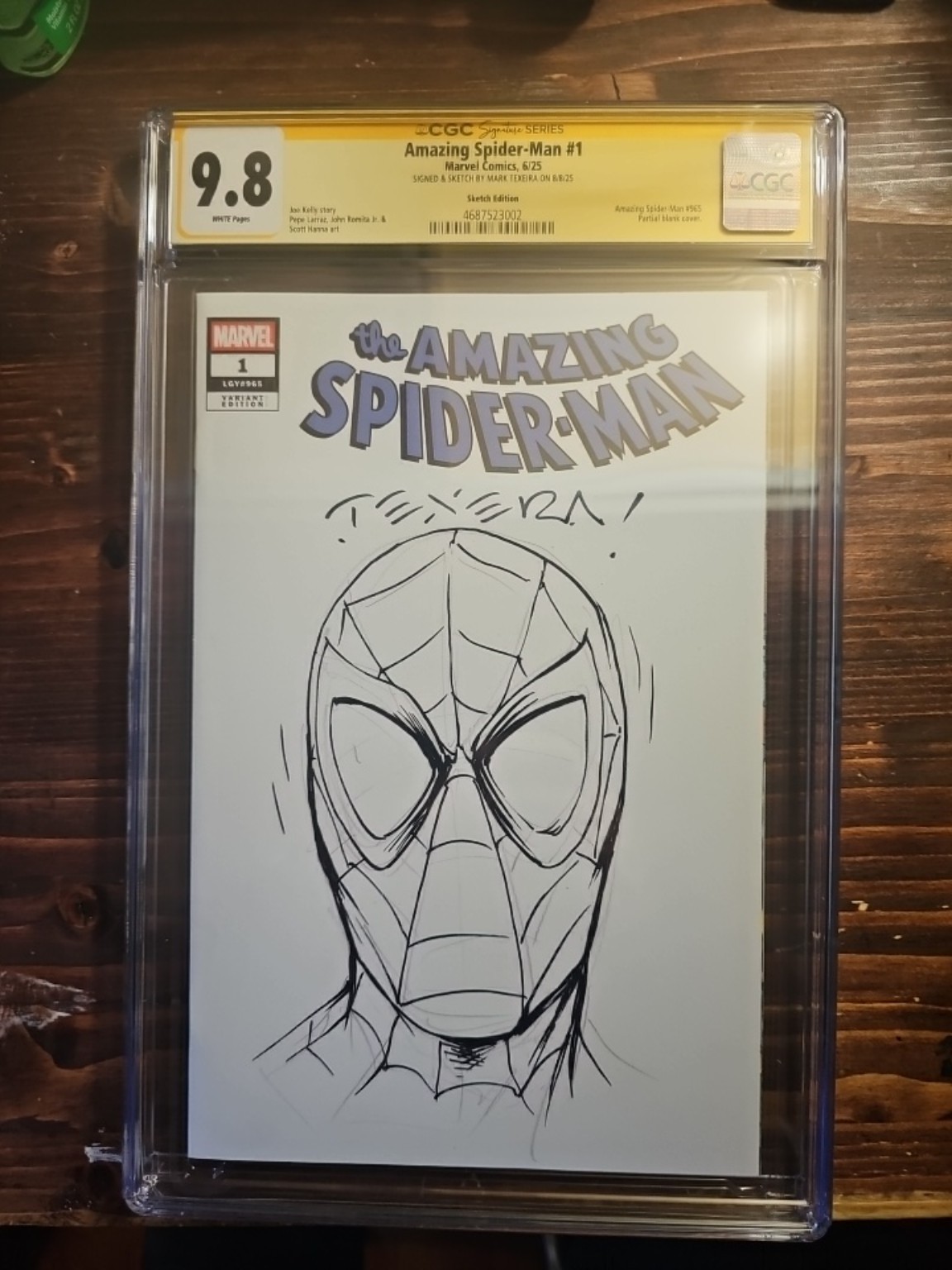 CGC 9.8 Amazing Spider-Man #1 Signed & Sketch Mark Texeira (Black)