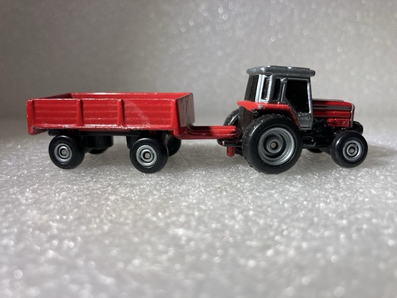 Ertl Diecast Heavy Duty Farm Tractor And Matching Farm Wagon1059??1565-3C25