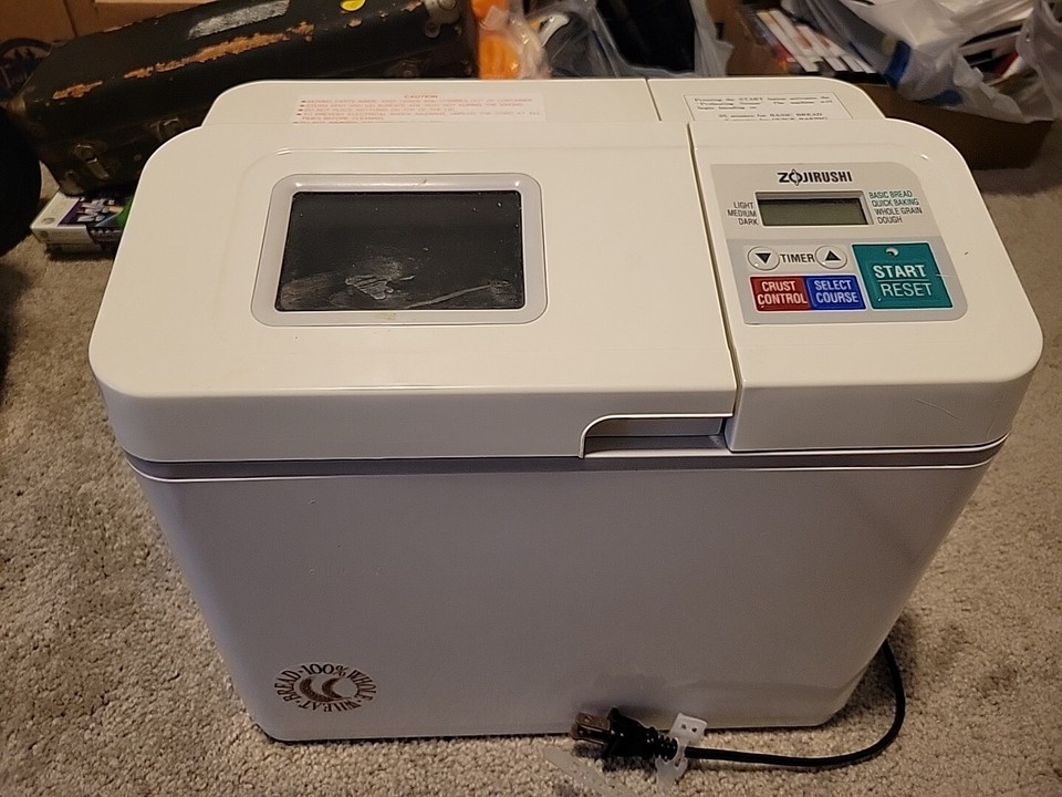 Zojirushi BBCCQ10 "Home Bakery Junior" Bread Machine Bread Maker