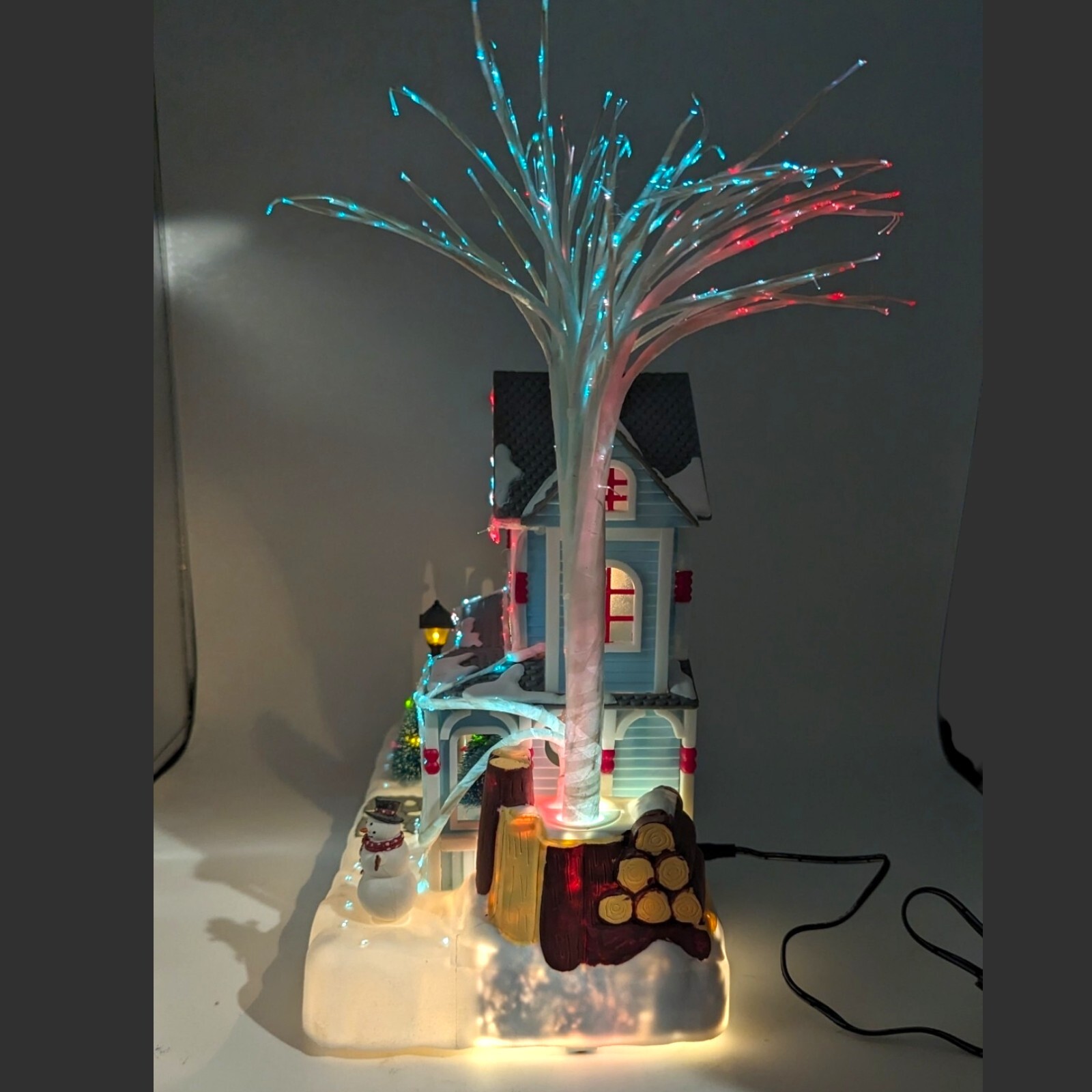 Vintage 2001 Avon Holiday Splendor Lighted Fiber Optic House Christmas