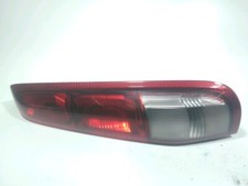 Feu arrière Nissan X-TRAIL