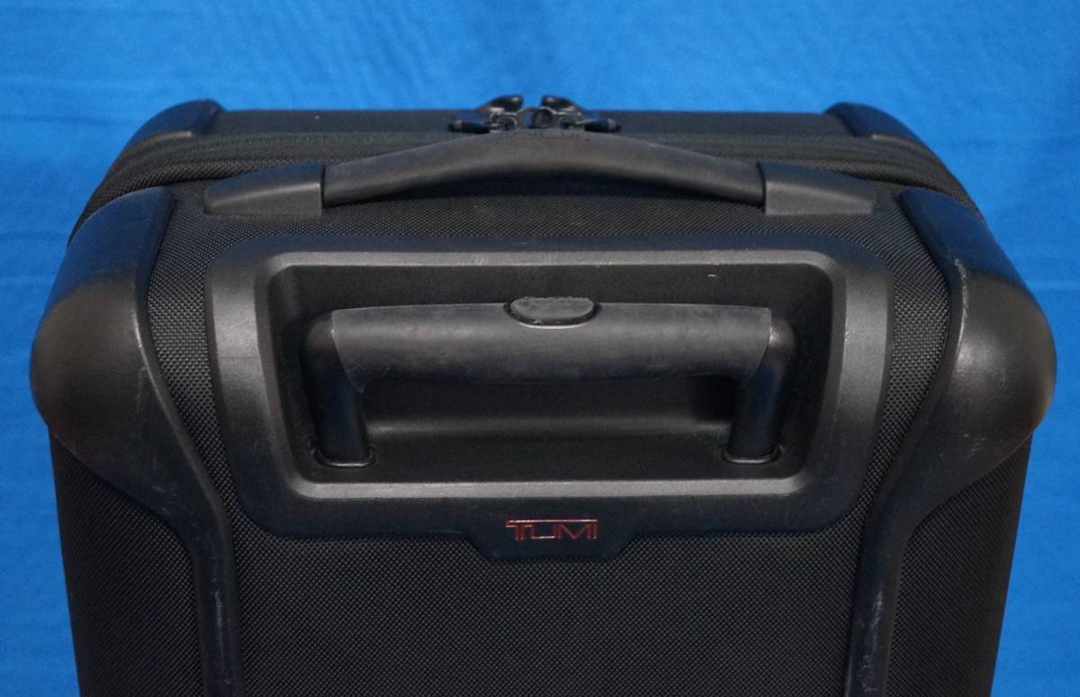 Used Tumi 28520DH Alpha Light Weight International Carry On