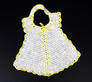 frilly bib