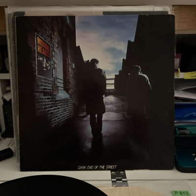MOVING HEARTS LP DARK END OF THE STREET P813