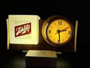 Vintage 1965 SCHLITZ BEER Clock Light & Motion Lamp WORKS! Beer Rotating Barrel