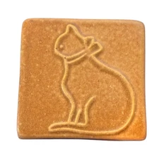Pewabic Pottery Detroit 1997 Mustard Yellow Gold 3 inch Cat Tile