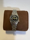 Vintage Seiko 5 Automatic 21 Jewels Black Dial Stainless Steel Ladies Watch