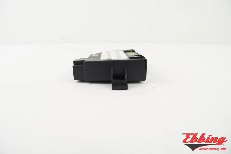 Liftgate Control Module ID: 4686687AP Fits 2005 2006 2007 Dodge Caravan 690080 Foto 3 de 4