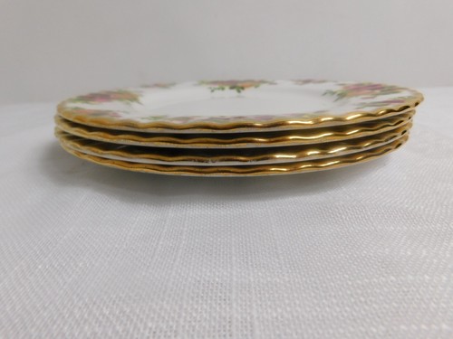 F7 - Royal Albert England Old Country Roses Salad Plates Lot of 4 - Picture 4 of 5