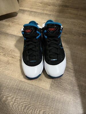 Nike LeBron 7 Red Carpet - White/Blue/Black - Size 5 Youth 