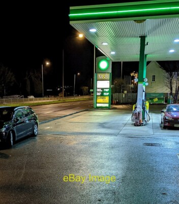 Foto 6x4 BP Tankstelle fast 2 Stunden vor Sonnenaufgang, Malpasstraße, neu um 2021