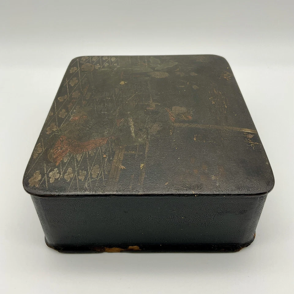 Antigua caja de madera lacada japonesa pintada a mano de finales del siglo XIX período Meiji Foto 4 de 4
