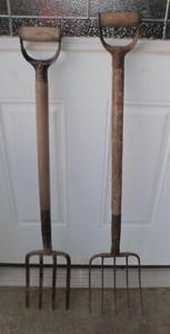 2 Pitchforks