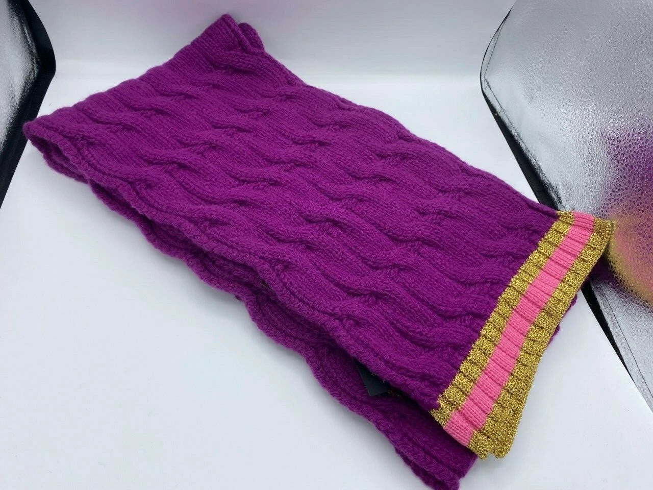 Écharpe femme en tricot câble violet or rose NEUF