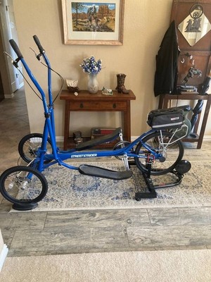 2 Street striders 3i. 2 indoor trainers. 2 helmets. Blue. one in the box. 