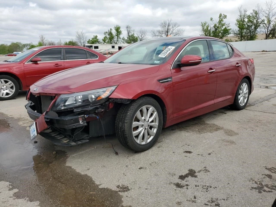 2012-2015 KIA OPTIMA Fuel Filler Door Red 695104C000 12-15 - Imagem 2 de 4