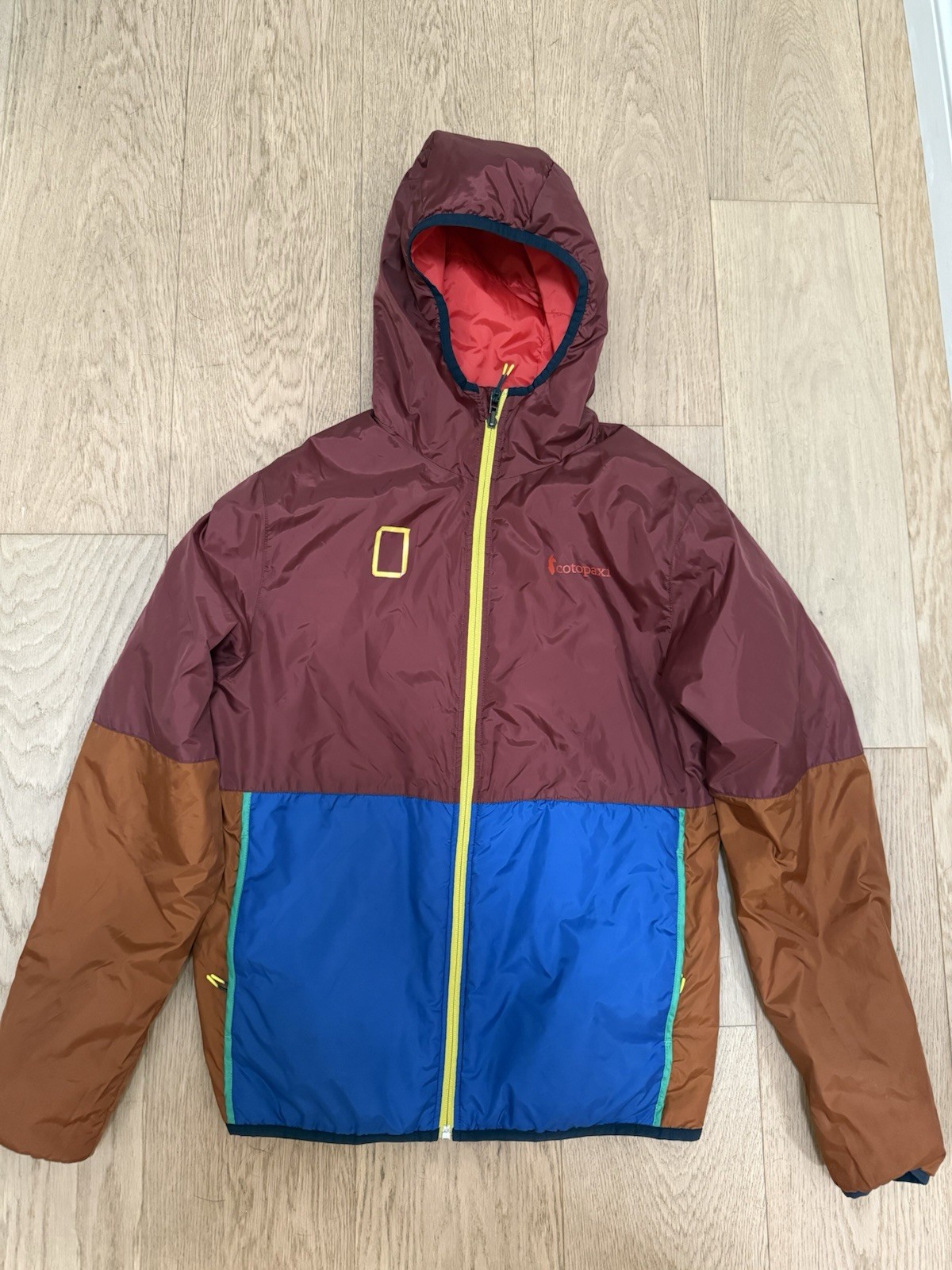 Cotopaxi Reversible Hooded Insulated Jacket Mens M NGDF National Geographic