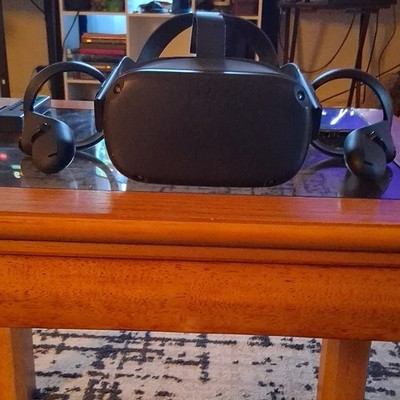 Meta Quest One - NO Controllers - NO charger - Used - 128Gb  2019