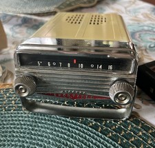 1958 Pontiac Sportable Am Radio - Working