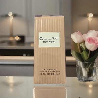   OSCAR De La RENTA NEW YORK 1.0 oz Perfume EDP Spray NEW Sealed FRESH  