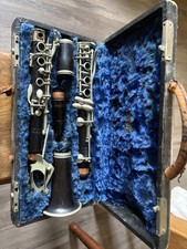 selmer clarinet with case