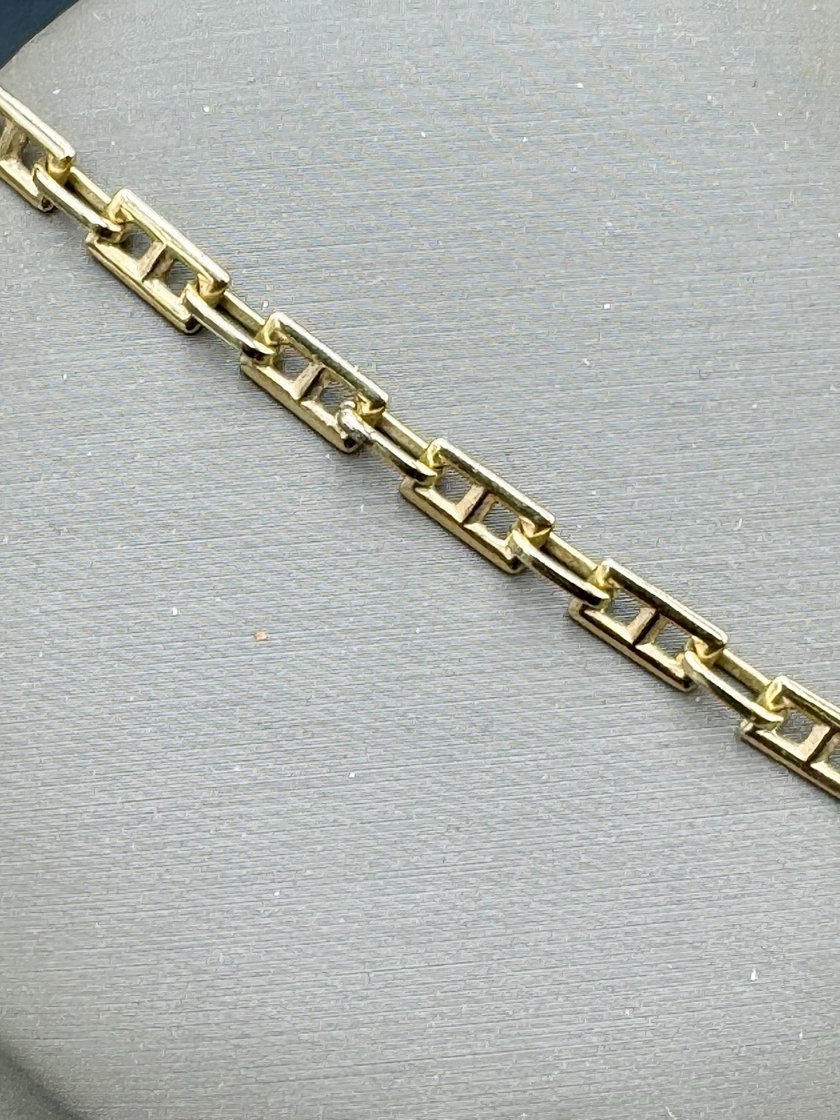 18kt YELLOW GOLD RECTANGULAR CABLE LINK  19" CHAIN - image 2
