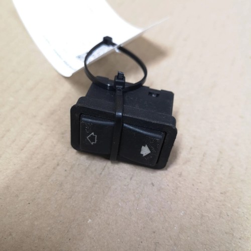 BMW 5 Touring E39 Fensterheber Schalter Vorne links 8368974 3.00 28703017