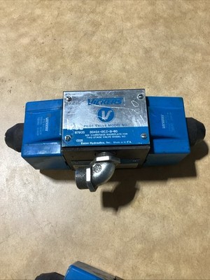 Vickers Pilot Valve Model no. DG4S4-012C-B-60