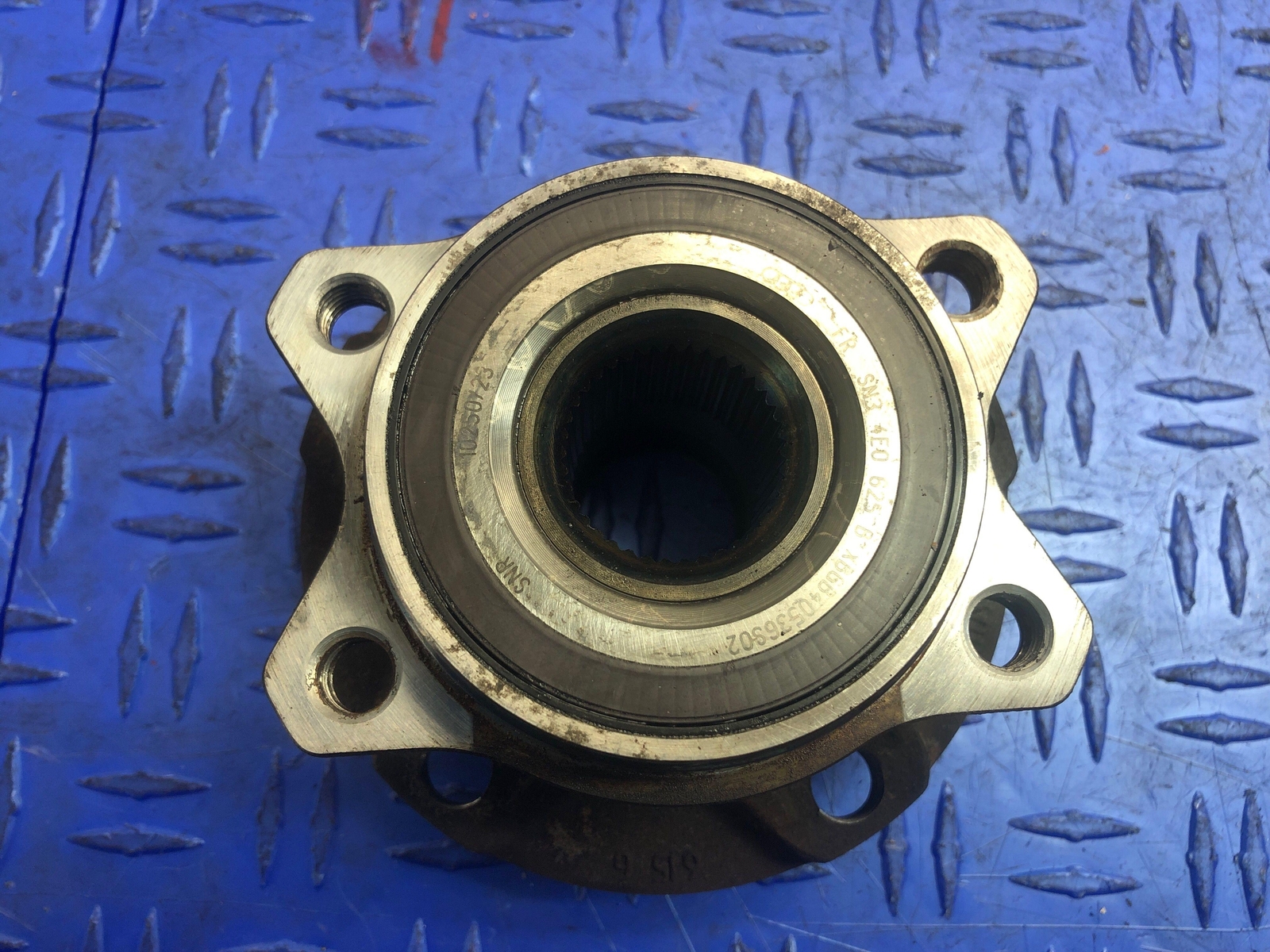 2008-2015 AUDI R8 FRONT RIGHT WHEEL BEARING HUB OEM 2010 2011 2012 2013 2014